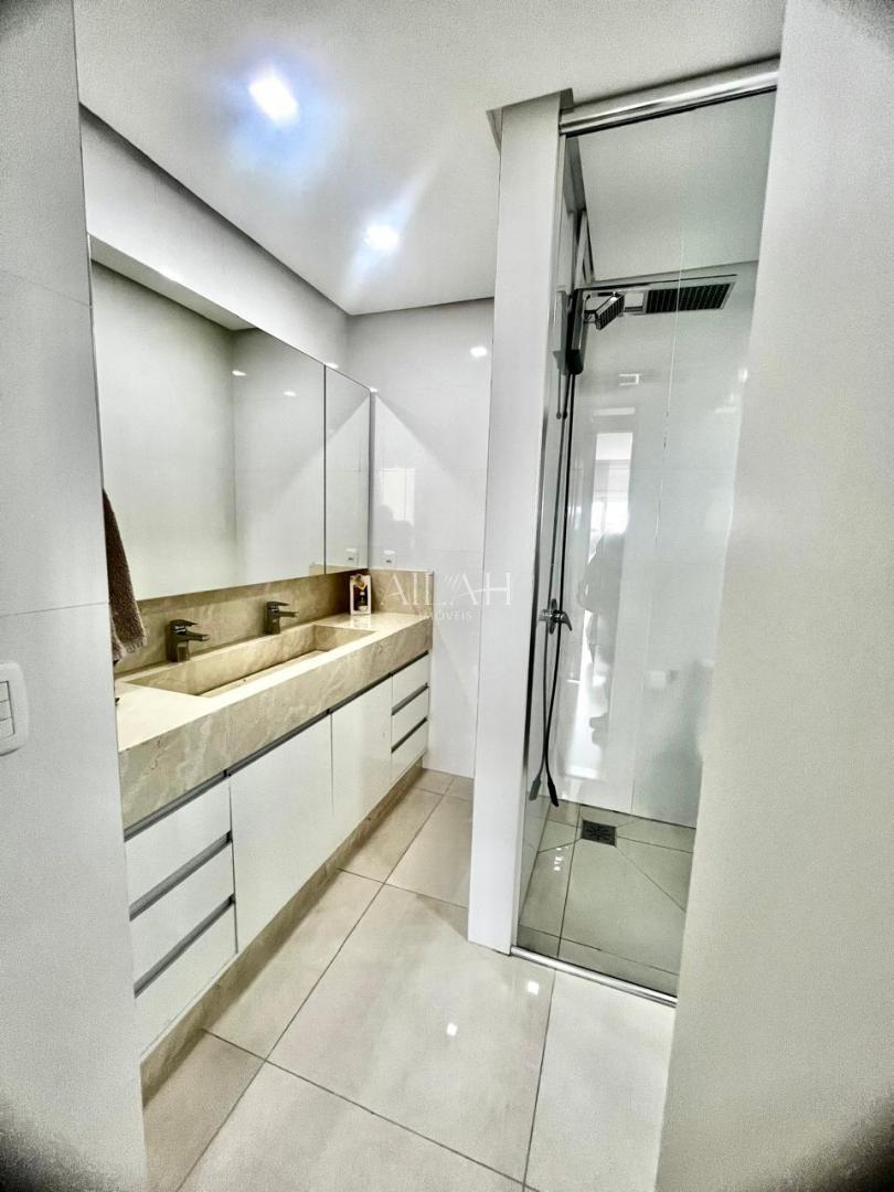 Casa à venda com 3 quartos, 294m² - Foto 12