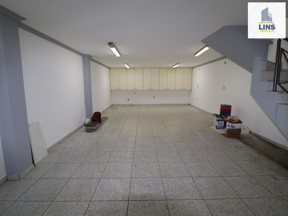 Casa à venda com 4 quartos, 350m² - Foto 27