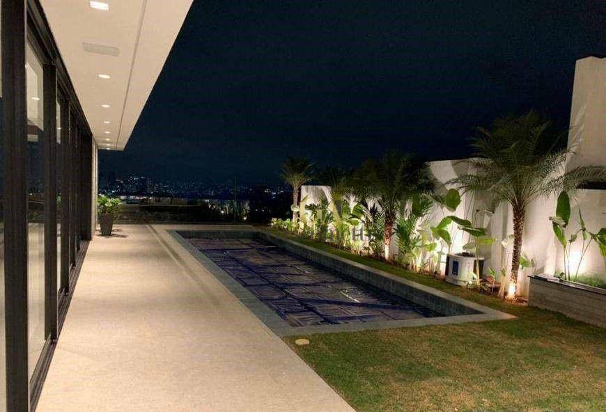 Casa de Condomínio à venda com 4 quartos, 586m² - Foto 34