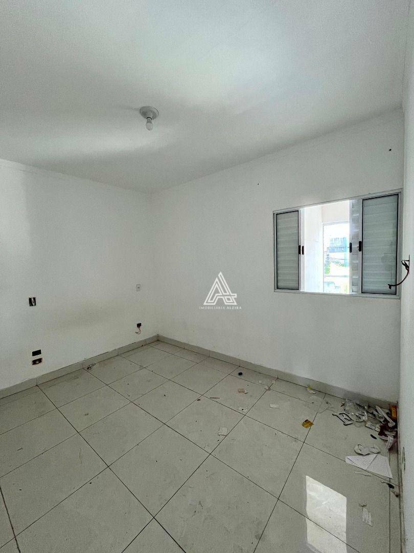 Casa para alugar com 4 quartos, 150m² - Foto 42