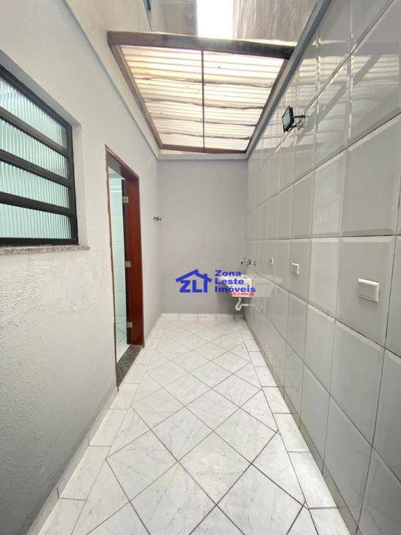 Sobrado para alugar com 2 quartos, 99m² - Foto 4