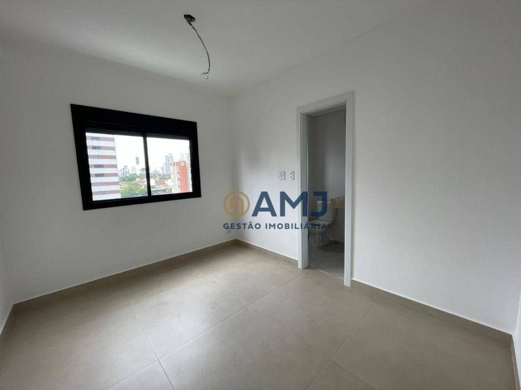 Apartamento à venda com 3 quartos, 128m² - Foto 7