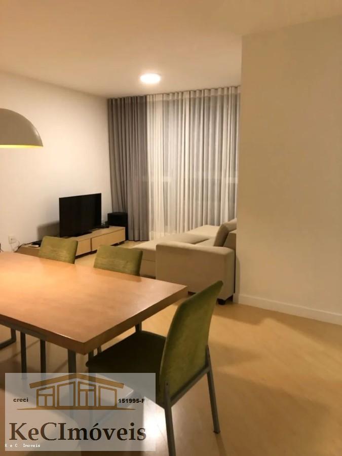 Apartamento à venda com 4 quartos, 114m² - Foto 2