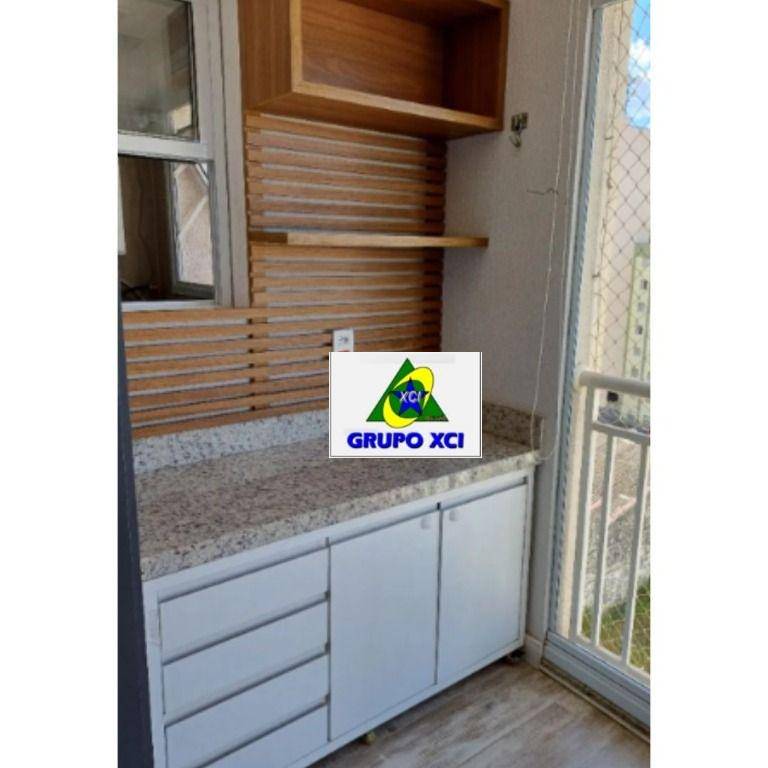 Apartamento à venda com 2 quartos, 60m² - Foto 13