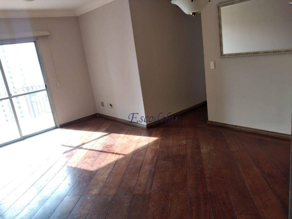 Apartamento para alugar com 3 quartos, 80m² - Foto 4