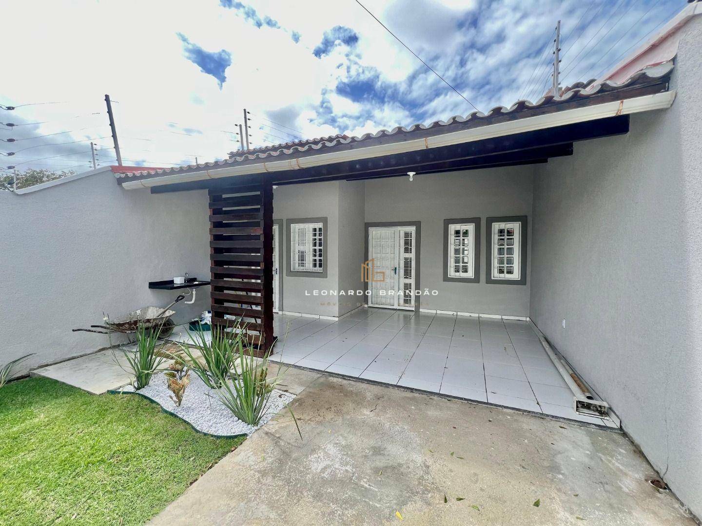 Casa à venda com 3 quartos, 130m² - Foto 1
