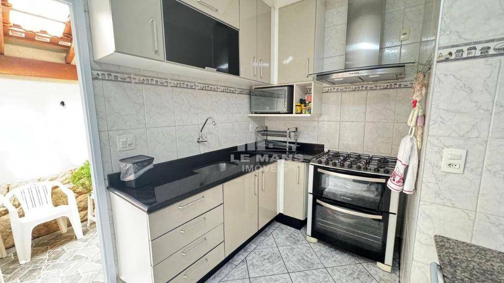 Casa à venda com 3 quartos, 155m² - Foto 9