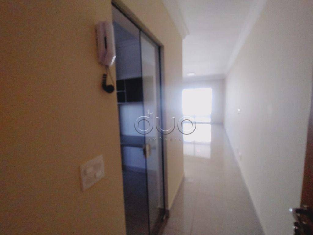Apartamento para alugar com 3 quartos, 81m² - Foto 2