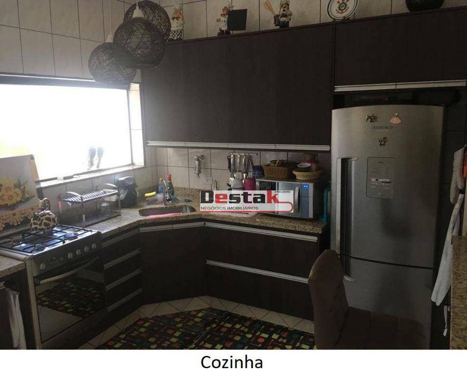 Sobrado à venda com 3 quartos, 120m² - Foto 13