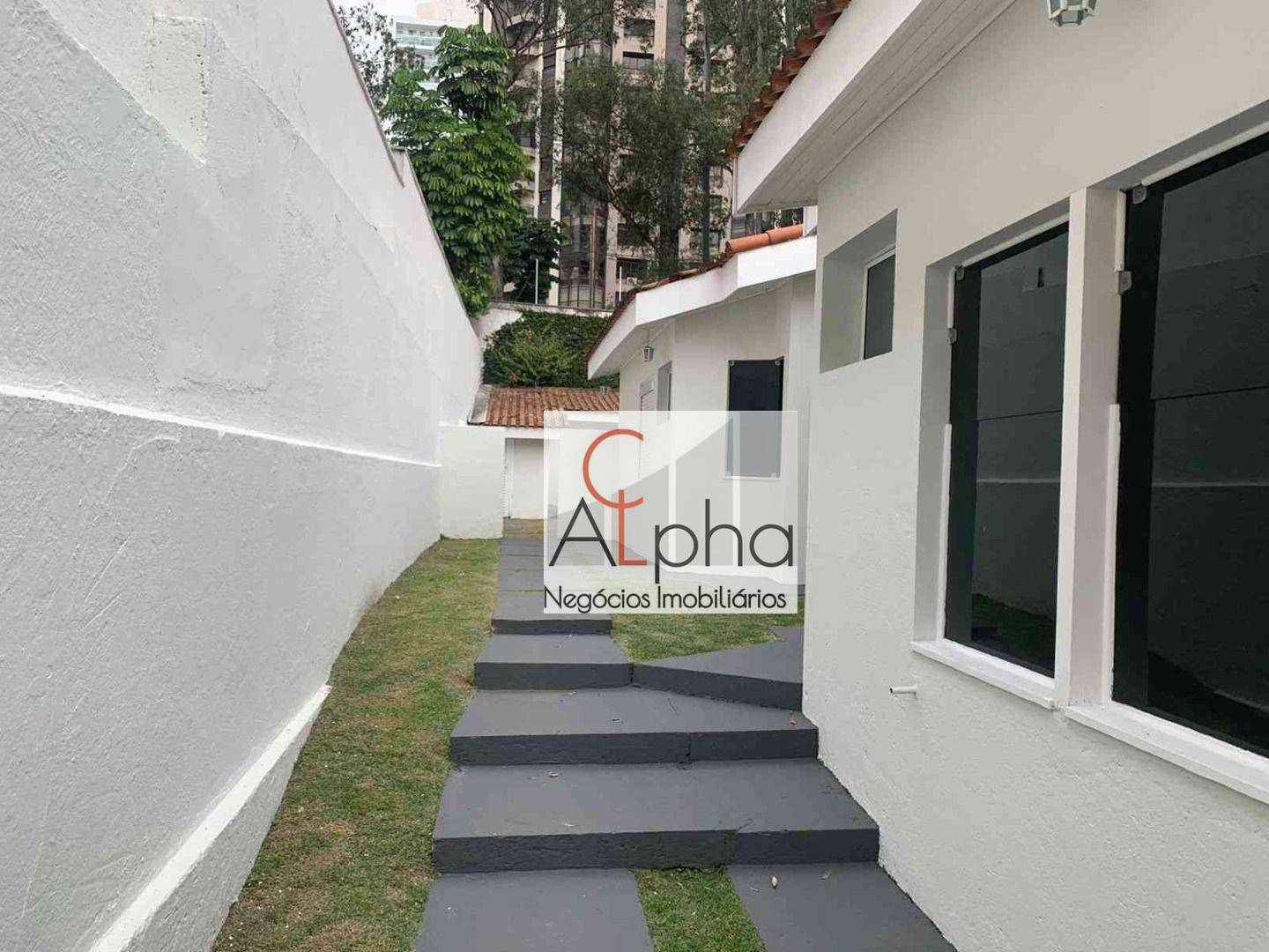 Casa para alugar com 3 quartos, 335m² - Foto 22