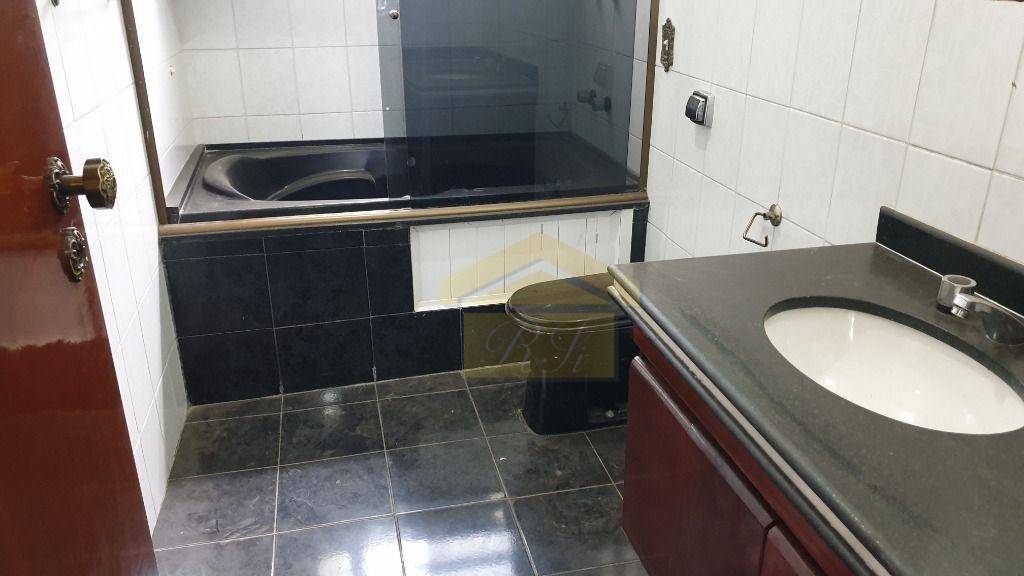 Sobrado à venda com 3 quartos, 258m² - Foto 16