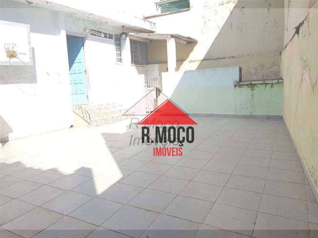 Sobrado à venda com 10 quartos, 219m² - Foto 35