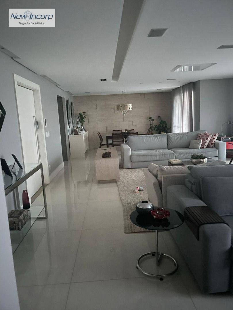 Apartamento à venda com 3 quartos, 233m² - Foto 14