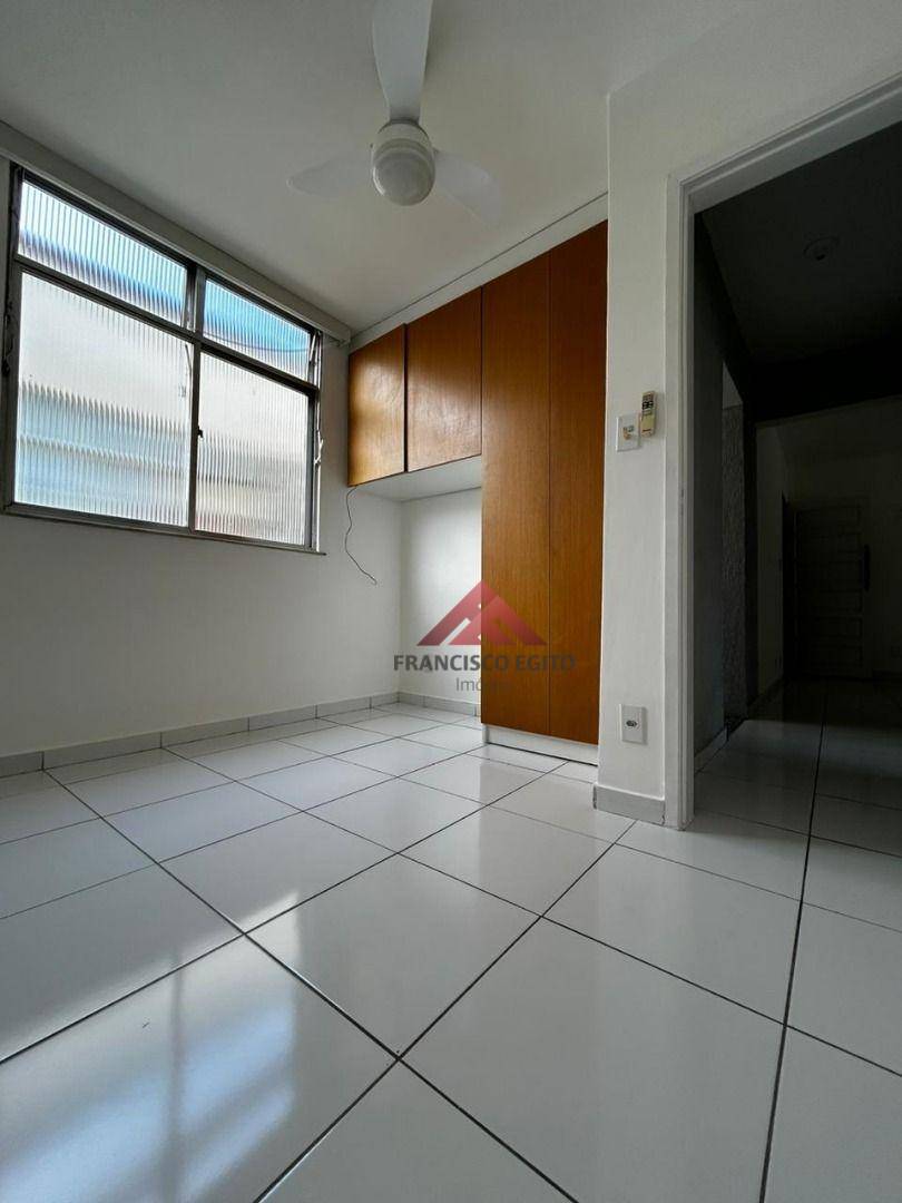 Apartamento à venda com 2 quartos, 50m² - Foto 2