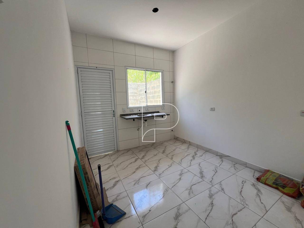 Casa à venda e aluguel com 2 quartos, 70m² - Foto 9