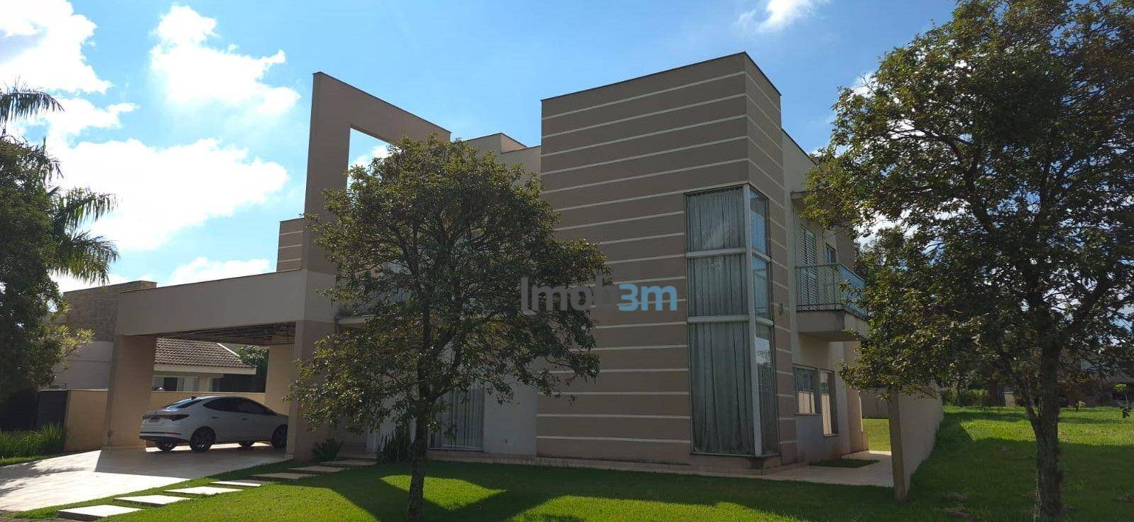 Sobrado, 4 quartos, 310 m² - Foto 1