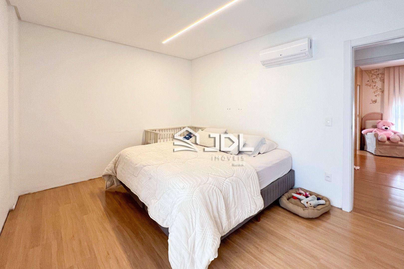 Apartamento à venda com 3 quartos, 93m² - Foto 29