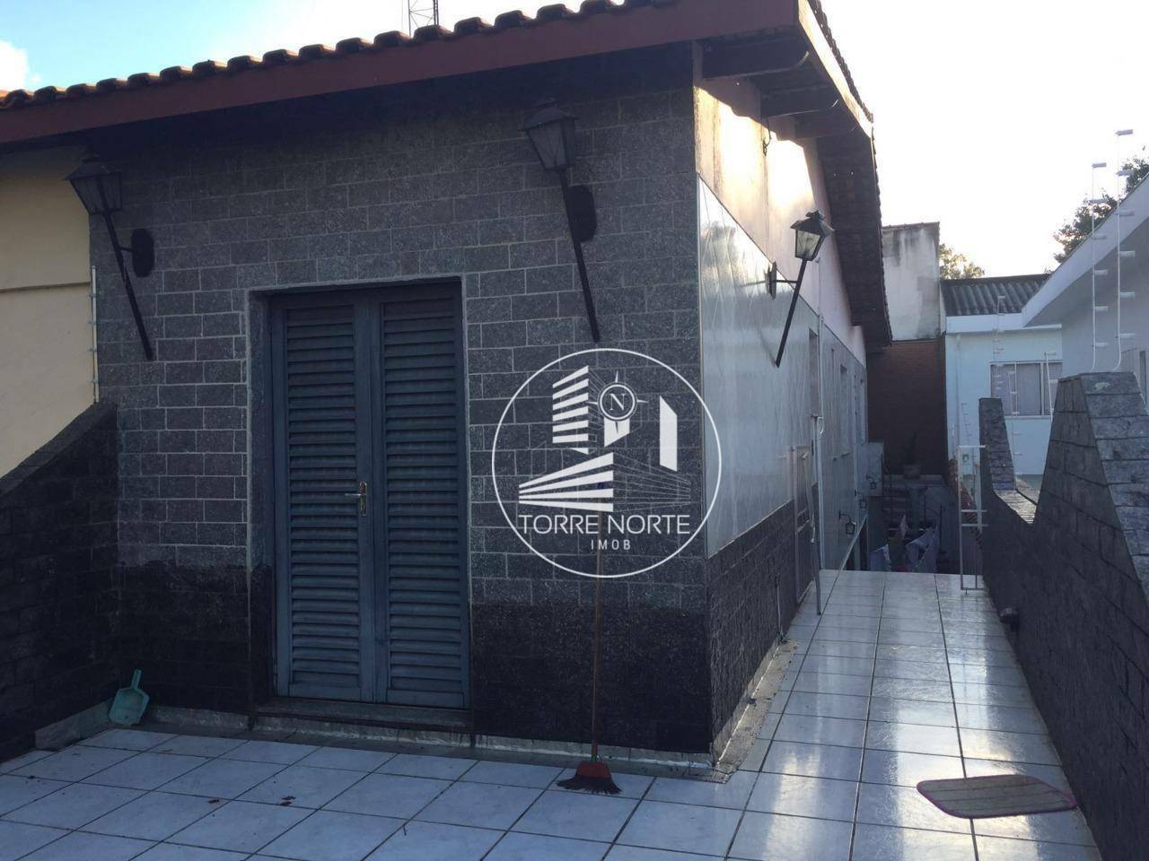 Sobrado à venda com 6 quartos, 168m² - Foto 8