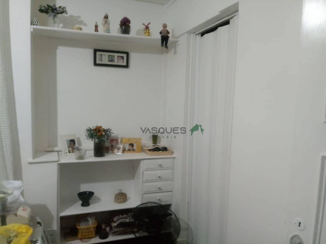 Cobertura à venda com 4 quartos, 250m² - Foto 15