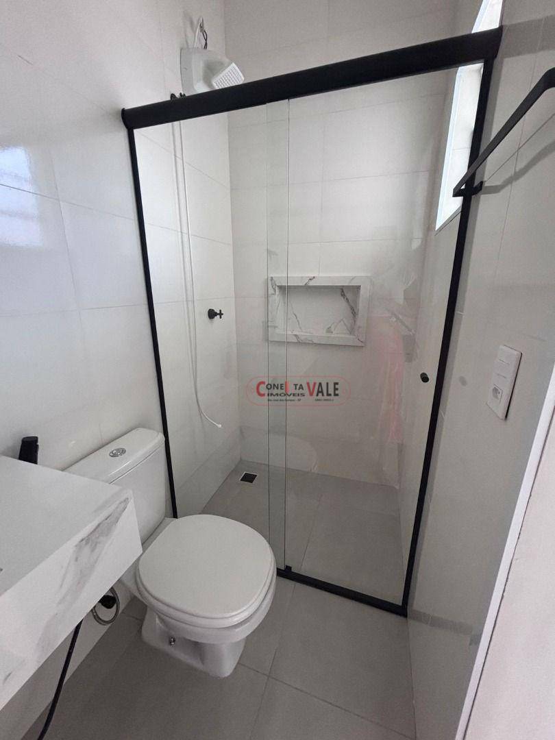 Sobrado à venda com 4 quartos, 225m² - Foto 15