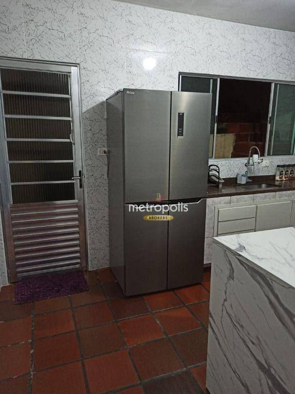 Sobrado à venda com 3 quartos, 176m² - Foto 3