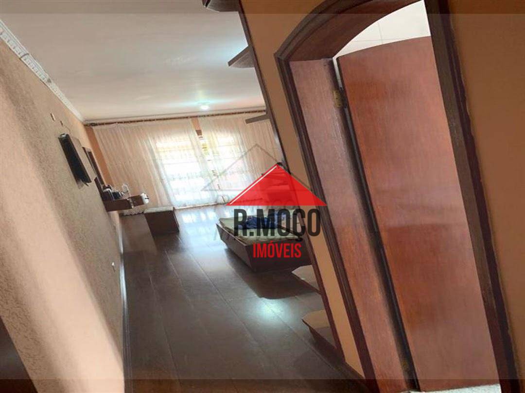 Sobrado à venda com 3 quartos, 262m² - Foto 7