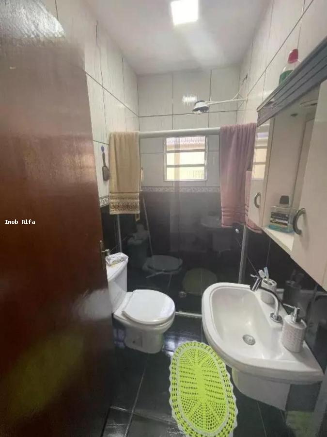 Sobrado à venda com 3 quartos, 125m² - Foto 2