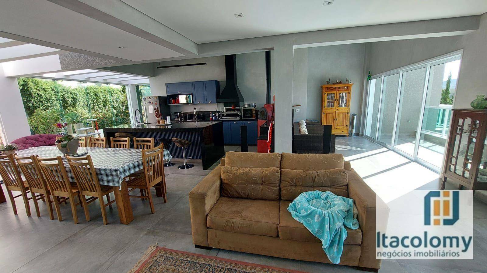 Casa de Condomínio à venda com 3 quartos, 482m² - Foto 4