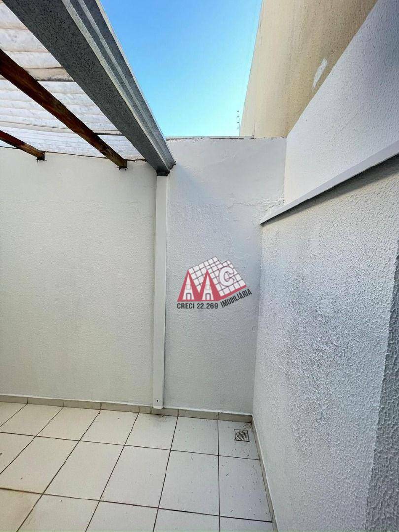 Casa à venda com 2 quartos, 47m² - Foto 15