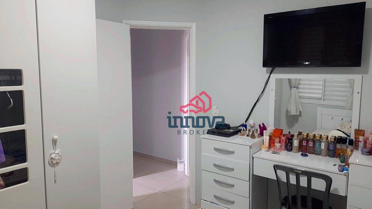 Apartamento à venda com 3 quartos, 78m² - Foto 4