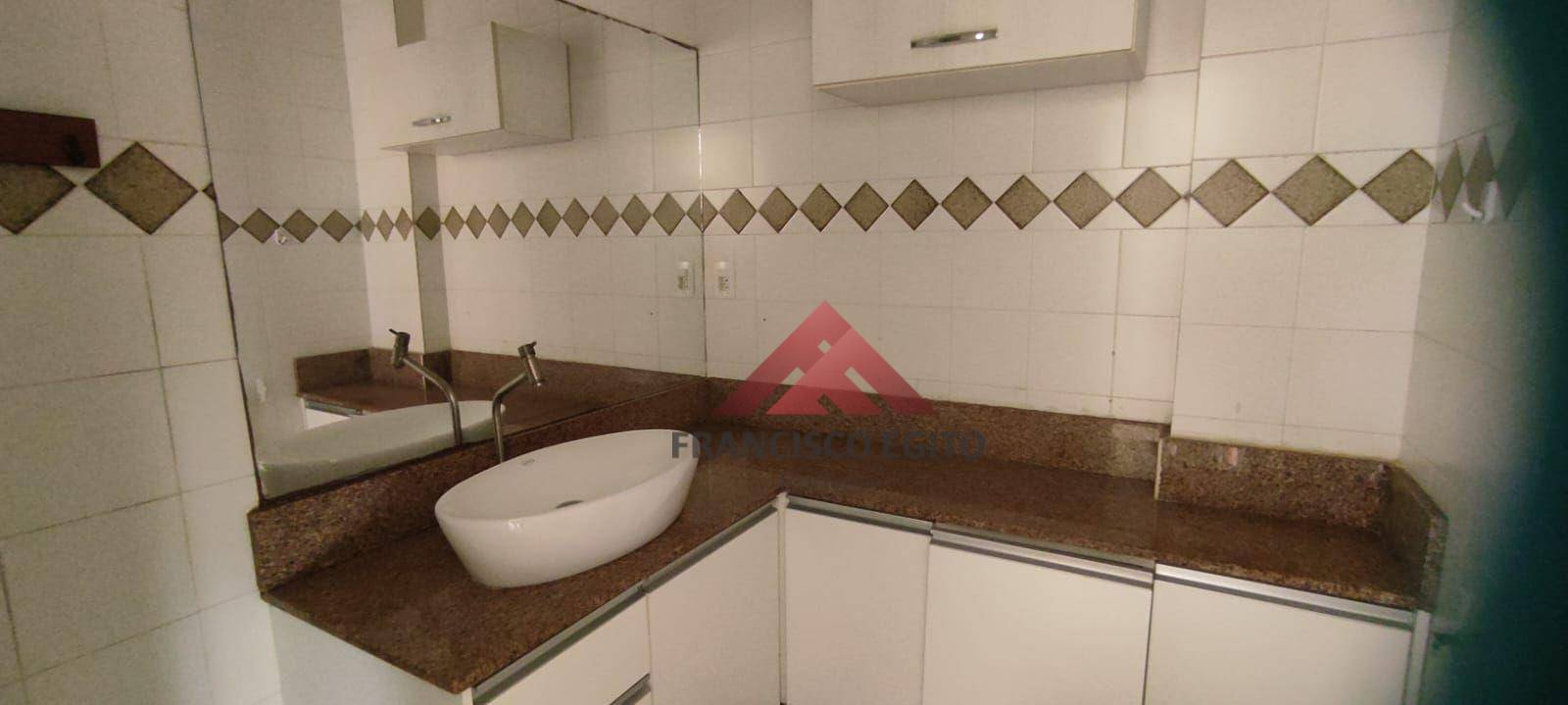 Apartamento à venda com 2 quartos, 75m² - Foto 13