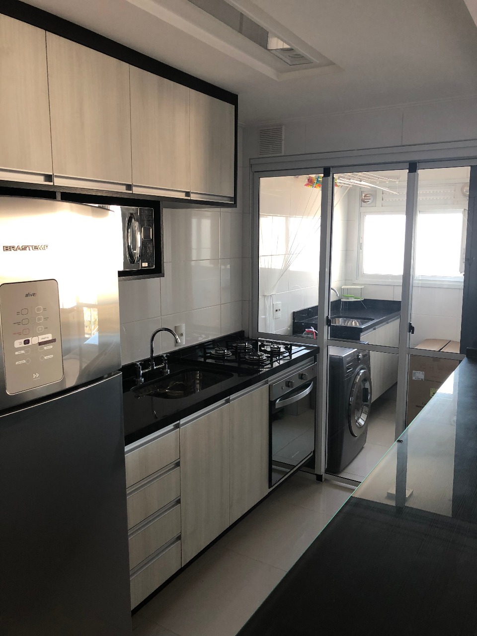 Apartamento à venda com 1 quarto, 55m² - Foto 2