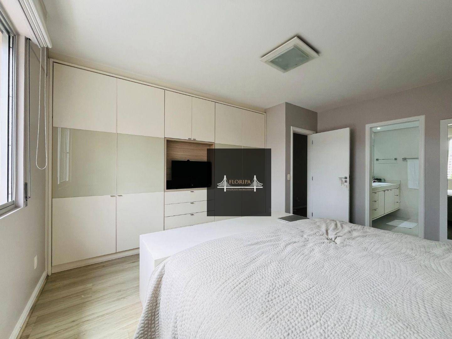 Apartamento à venda com 5 quartos, 229m² - Foto 19