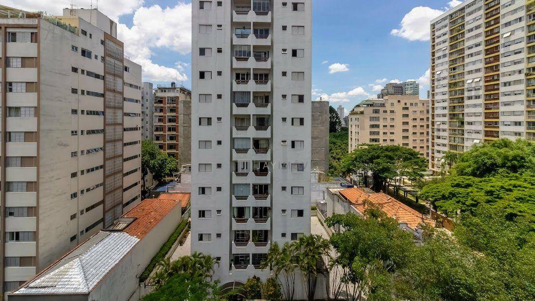 Apartamento à venda com 3 quartos, 212m² - Foto 45