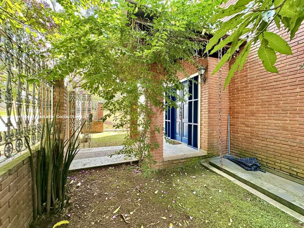 Casa de Condomínio à venda com 5 quartos, 1053m² - Foto 4