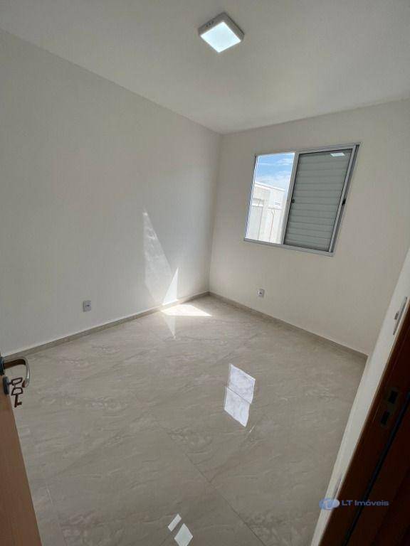 Apartamento à venda com 2 quartos, 39m² - Foto 7