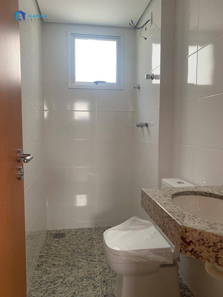 Apartamento à venda com 2 quartos, 62m² - Foto 9