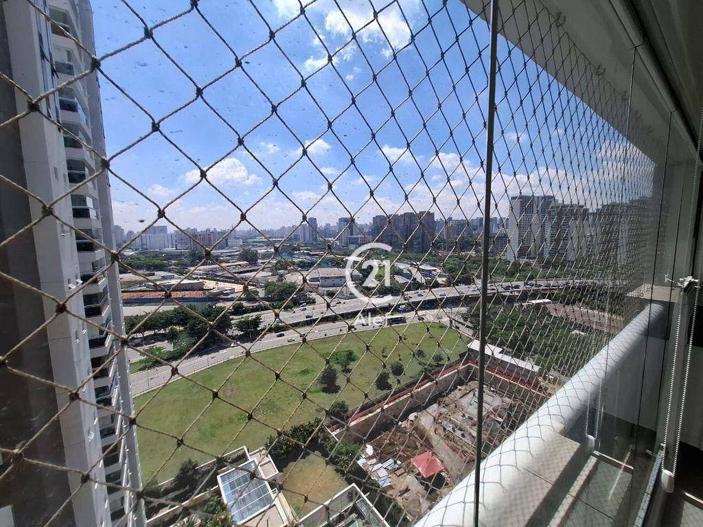 Apartamento para alugar com 2 quartos, 108m² - Foto 8