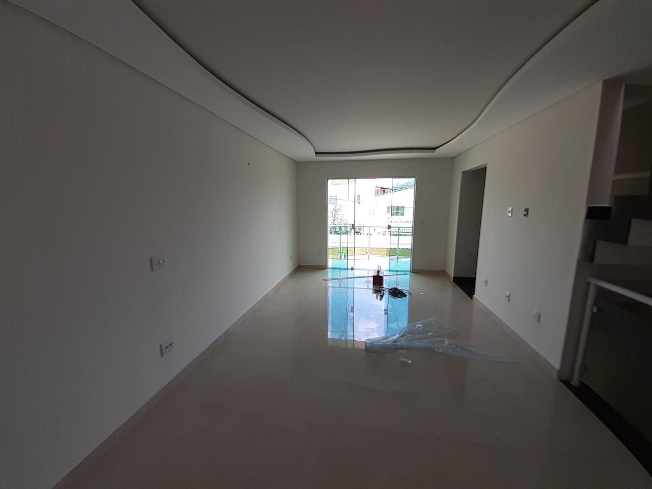 Sobrado à venda com 3 quartos, 95m² - Foto 1