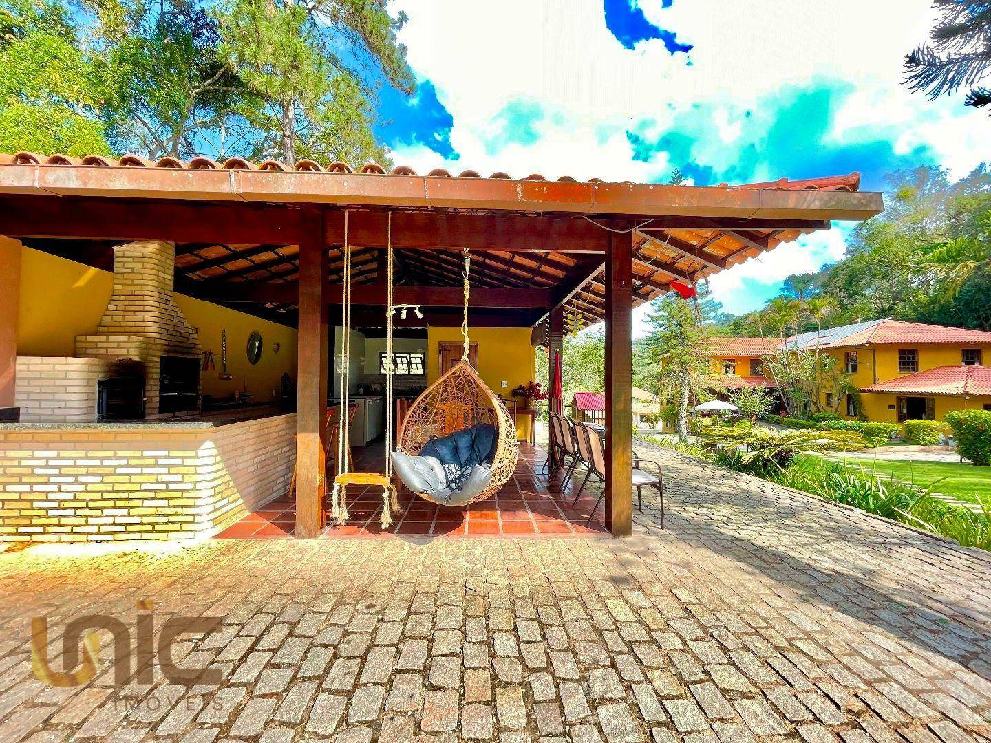 Casa à venda com 9 quartos, 400m² - Foto 38