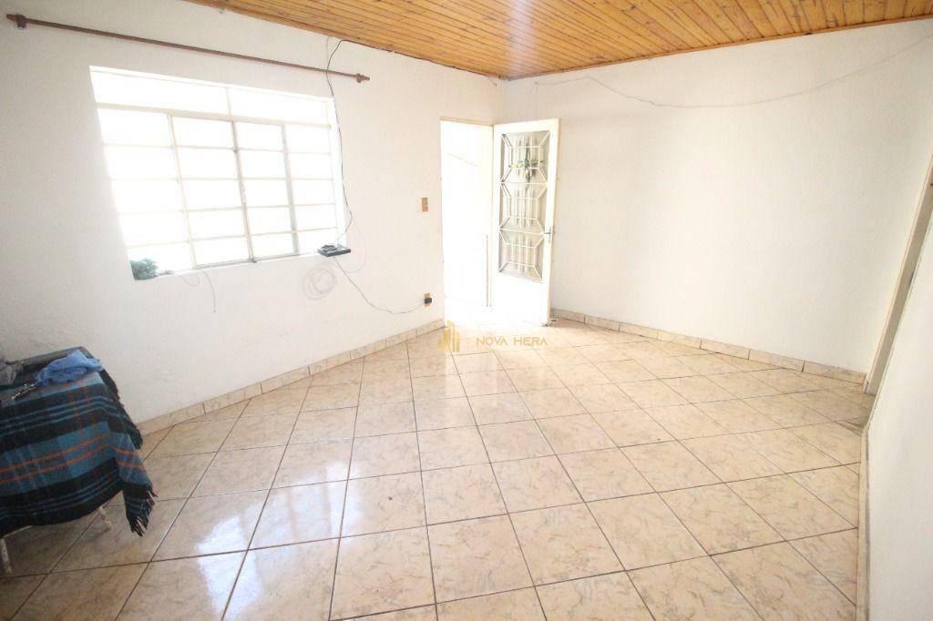 Casa à venda com 2 quartos, 70m² - Foto 10