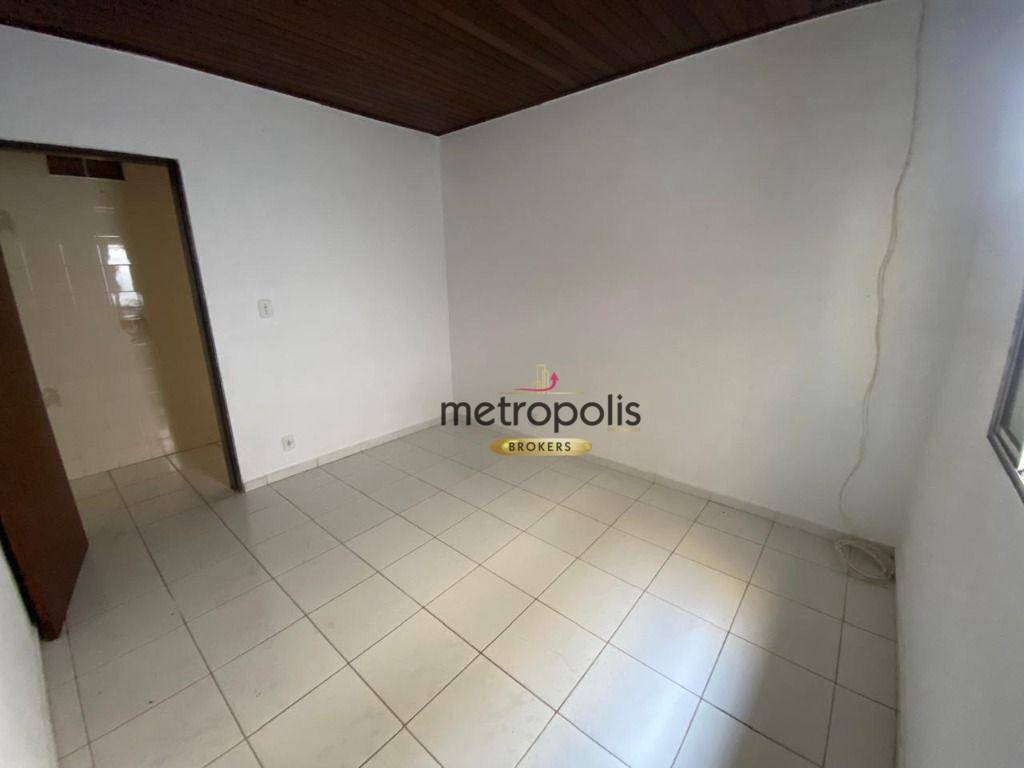 Casa para alugar com 3 quartos, 200m² - Foto 21