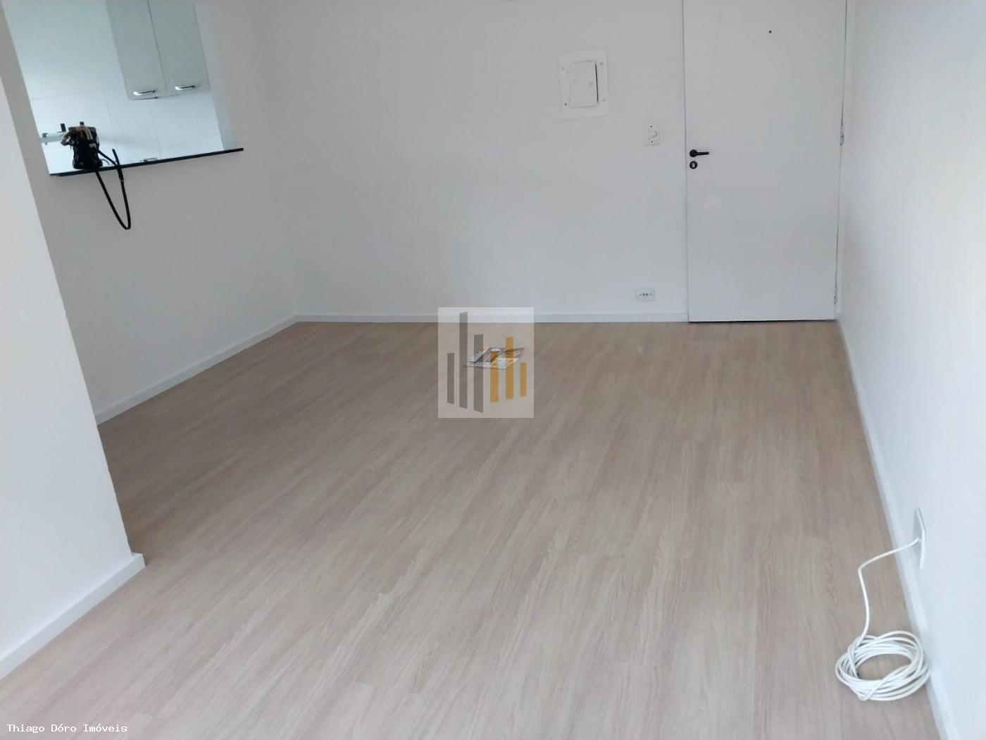 Apartamento à venda com 2 quartos, 48m² - Foto 1