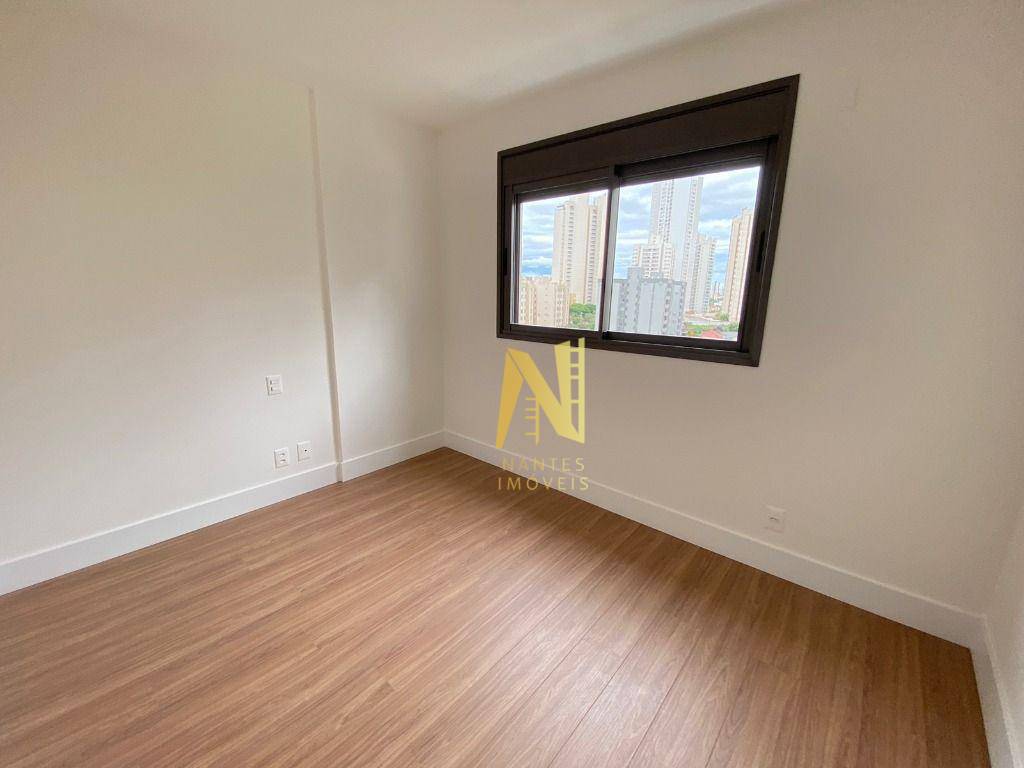 Apartamento à venda com 3 quartos, 216m² - Foto 18