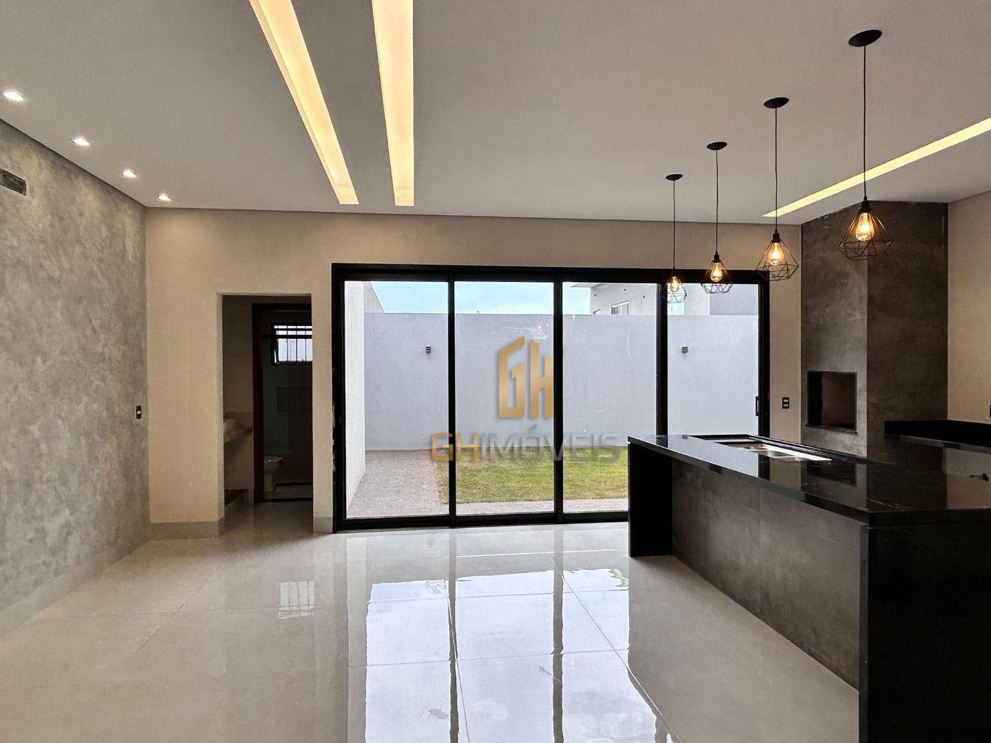 Casa à venda com 3 quartos, 170m² - Foto 1