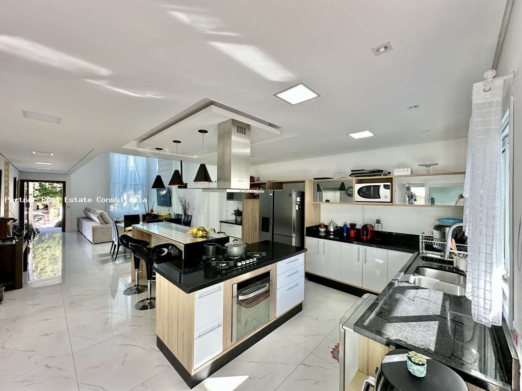 Casa de Condomínio à venda com 3 quartos, 513m² - Foto 9