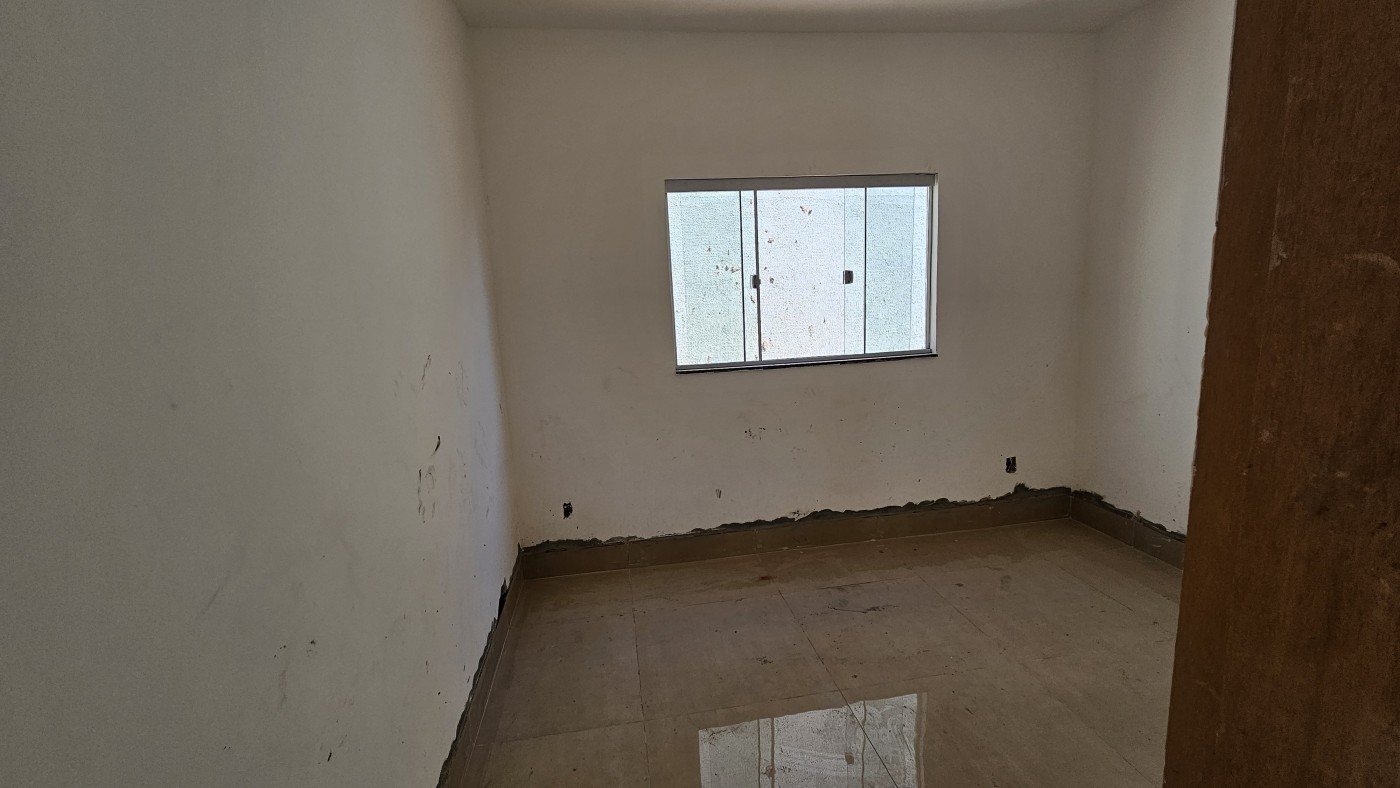 Casa à venda com 3 quartos, 233m² - Foto 3