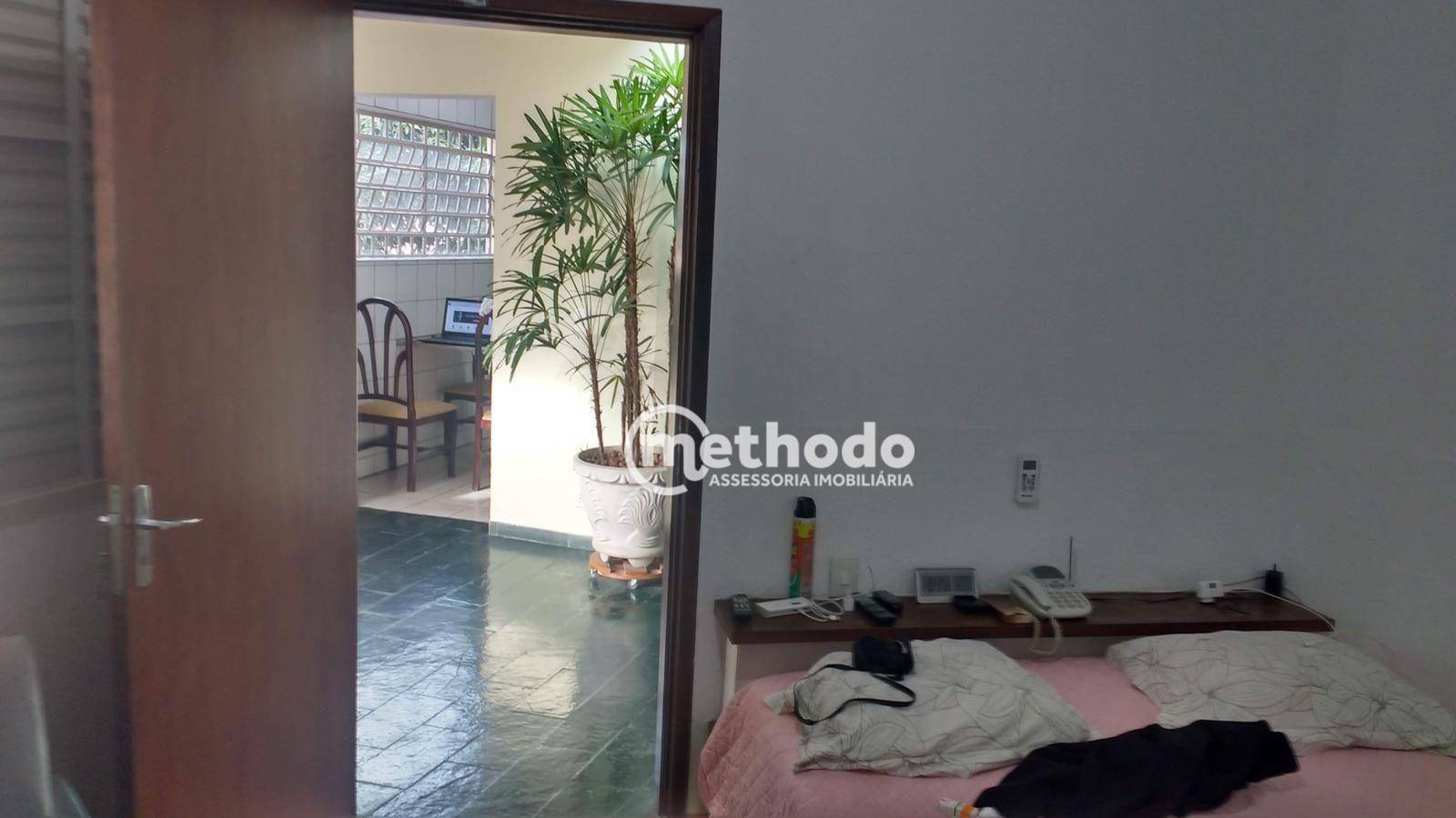 Casa à venda e aluguel com 4 quartos, 288m² - Foto 15