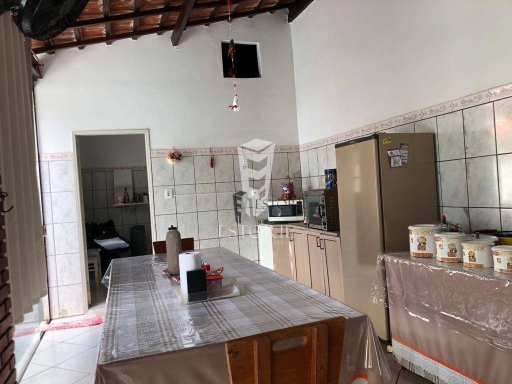 Casa à venda com 3 quartos, 189m² - Foto 18