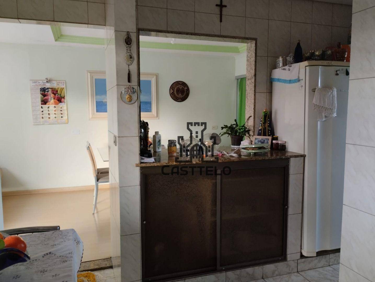 Sobrado à venda com 7 quartos, 200m² - Foto 5